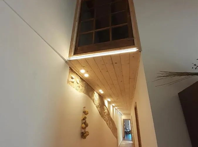 Casa La Foradada 住宿加早餐酒店 3*